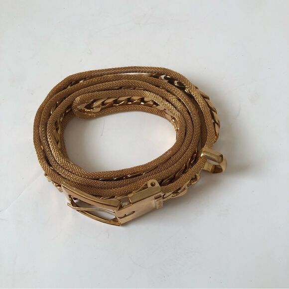 Bebe gold chain adjustable fashion belt - Picture 6 of 6